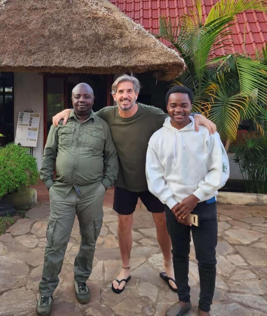 Mia Safari Lodge And Restaurant Entebbe Exterior foto